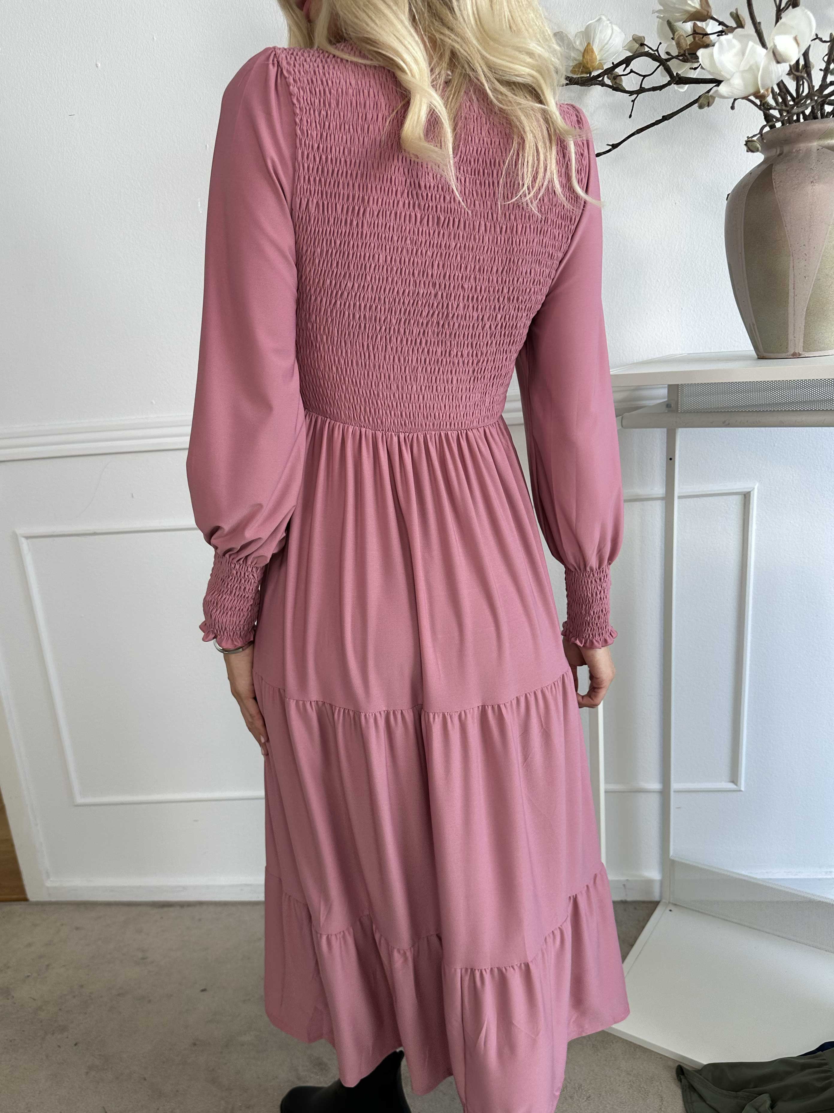 Kelly Long - Stretchklänning med smock över bröstet